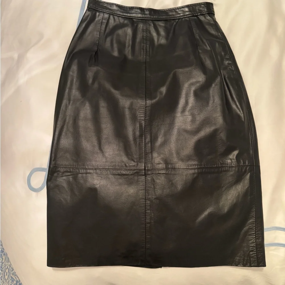 Genuine Leather Vintage Elegant Black Leather Skirt - Picture 1 of 3